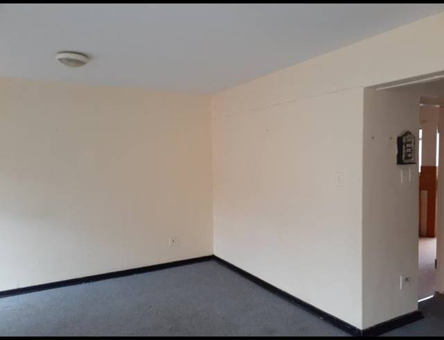 3 BEDROOM TOWNHOUSE FOR SALE IN SASOLBURG CENTRAL